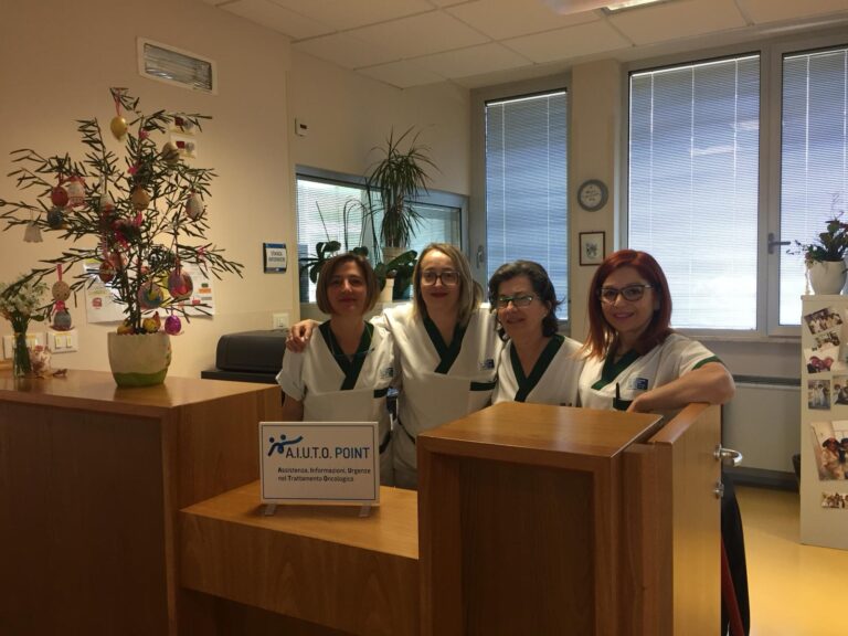 Uno sportello al servizio dei malati oncologici L’Aiuto Point è stato attivato al Day Hospital dell’ospedale di Sansepolcro