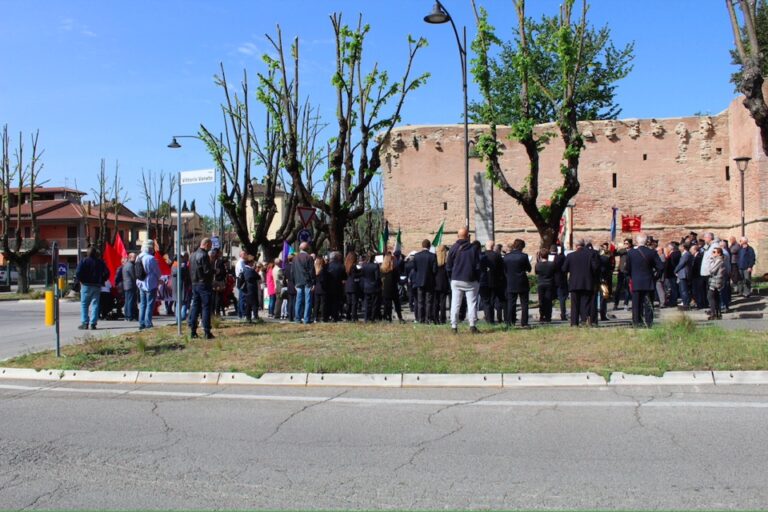 Celebrato il 74 ° anniversario della liberazione