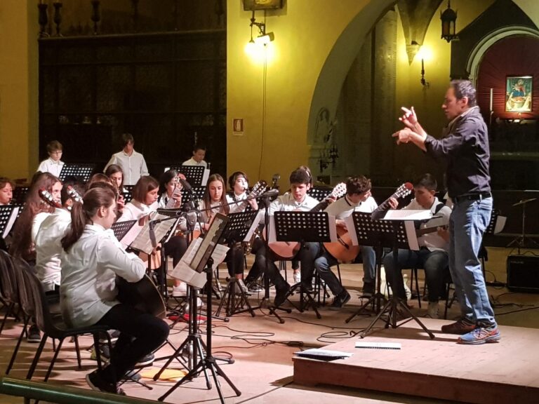 ‘Zangarelli’, Liceo “Angeloni” di Terni trionfa nella sezione orchestre per il terzo anno consecutivo Alla scuola ternana va anche il 1° posto nella sezione cori