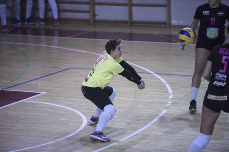 Pallavolo serie B1/F: Nayma Galetti carica le compagne in vista del conclusivo derby di Trevi