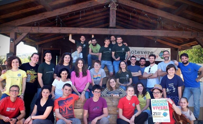  “Grande raccolta viveri”: un fine settimana di solidarietà per le famiglie bisognose del nostro territorio e i bambini del Kosovo all’interno dell’iniziativa “Se i giovani si muovono…”