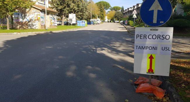 Covid-19 a Città di Castello: percorso protetto per tamponi drive – trough in via Vasari. Nuove modifiche al traffico