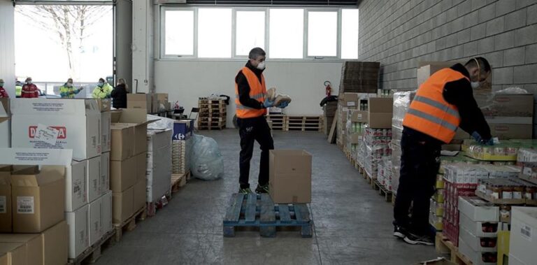 Pacchi alimentari:  a Sansepolcro se ne consegnano circa 250 a settimana