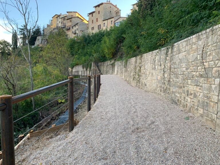 Montone: consolidamento del Colle, in fase di ultimazione i lavori di straordinaria manutenzione