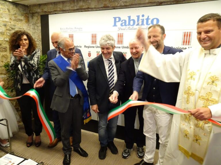 Scomparsa Paolo Rossi: Bacchetta “indimenticabile quella mostra di ricordi e cimeli alla rocca Paolina. L’Umbria era casa sua”