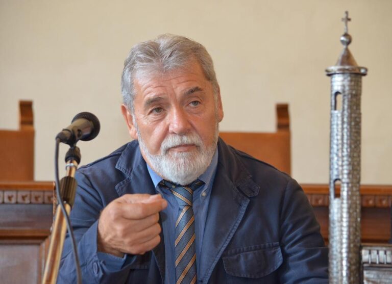 Città di Castello: il canoa club più forte del covid. Tanti nuovi allestimenti, ma per la prima volta dopo 40 anni salta la discesa di Babbo Natale