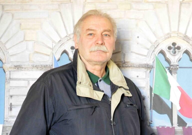 Interpellanza dei consiglieri comunali, Filippo Schiattelli e Luigi Bartolini (Unione Civica Tiferno) e Marcello Rigucci (Gruppo Misto) relativa all’utilizzo di materiale inquinante per la realizzazione dei giardini nei pressi di Piazza delle Tabacchine.