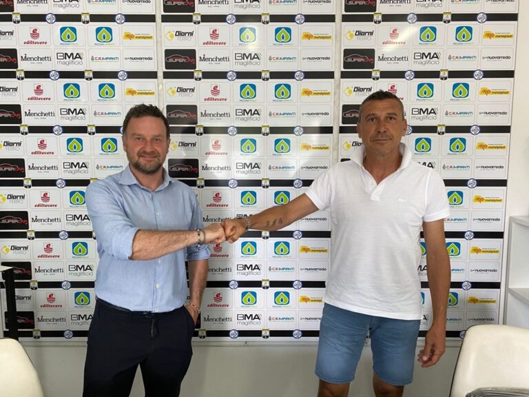 Il Sansepolcro e Mezzanotti insieme anche nella stagione 2021/22. Ufficializzata la prosecuzione del rapporto di collaborazione tra la società e il tecnico bianconero