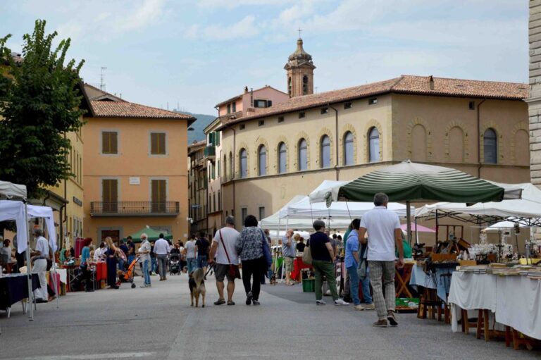 Domenica torna l’appuntamento nel centro storico con Retrò: le disposizioni per transito e sosta veicolari