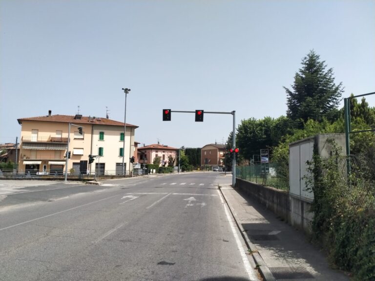Torna in funzione impianto semaforico all’incrocio tra Via Moncenisio, Via Buozzi e Viale Diaz