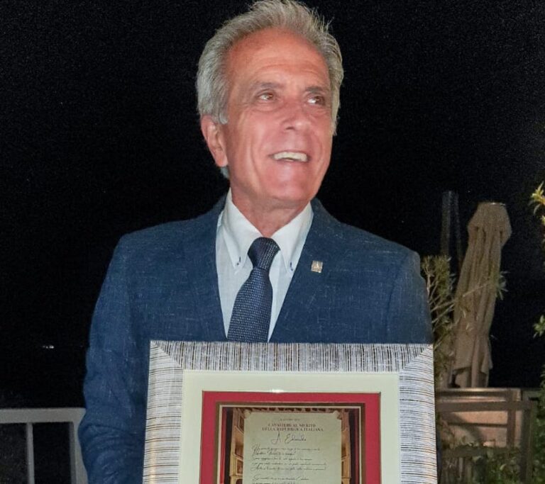 “Comune Europeo dello Sport”, gadgets agli alunni.    La consegna è avvenuta nelle Primarie per sottolineare il valore dell’attività sportiva