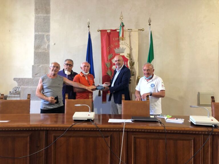 Grazie al contributo di Tecniconsul, un defibrillatore al “parco dei Laghi Spada”, oasi naturalistica-sportiva di rara bellezza.