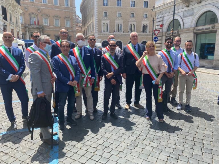 Anche Anci Umbria a Roma per condividere, in consiglio nazionale Anci, il documento #dignitàperisindaci