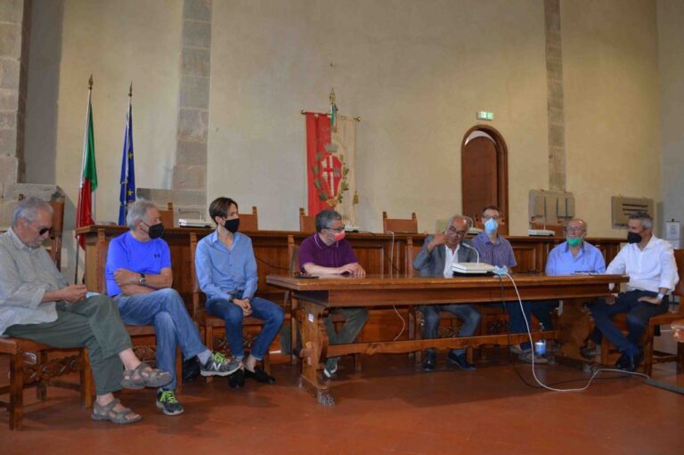 Raccolta civica: presentato a Città di Castello il progetto di valorizzazione dei reperti archeologici del territorio, donati dall’associazione Protostorica Alta Valle del Tevere