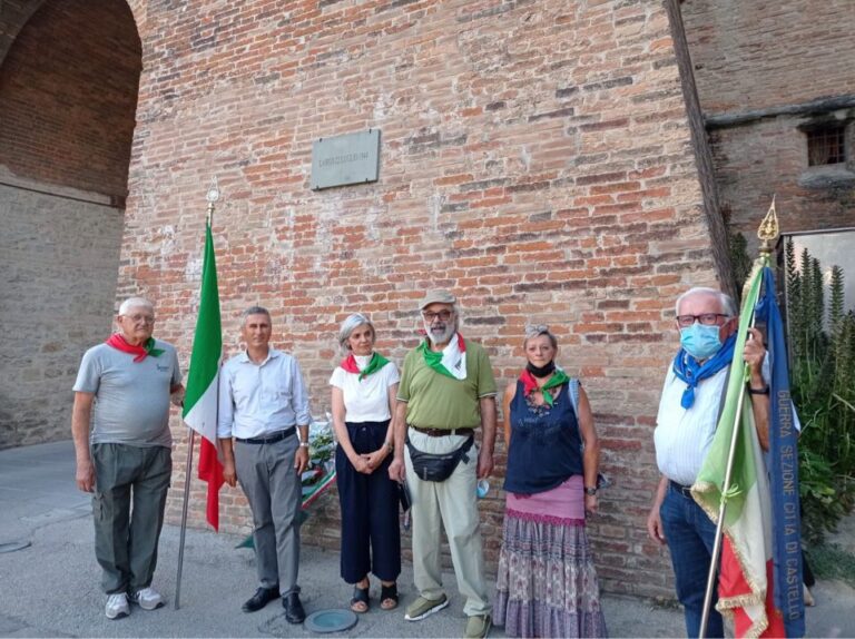 Anniversario della Liberazione: Cerimonia di Anpi, istituto “Gabriotti” e comune nel luogo simbolo della città a Porta Santa Maria Maggiore