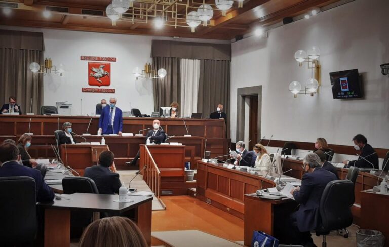 Afghanistan: corridoi umanitari per salvare le donne. La commissione regionale Pari opportunità della Toscana aderisce all’appello della Conferenza nazionale degli Organismi di Parità