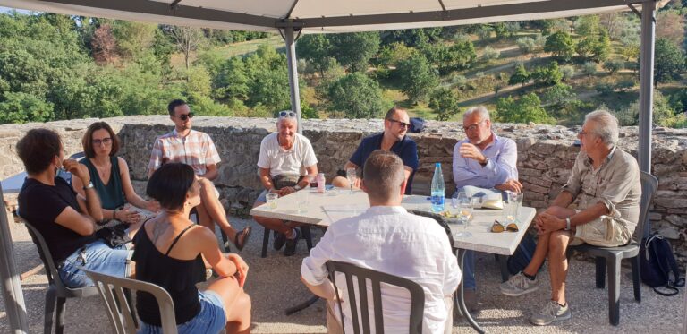 Verso le elezioni: incontro tra Anghiari Unita e la Filarmonica Mascagni, tra i temi discussi, la ricerca di contributi in favore dell’associazione
