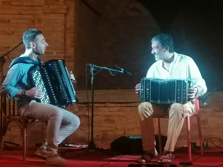 Festival Experimenta: mantici magici con Bonaventura e Gili