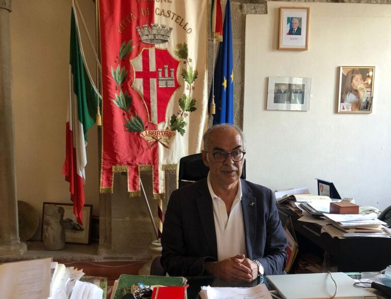 Covid-19: Bacchetta: “Ieri 14 nuovi positivi e sette guariti, siamo oltre i 150 contagiati. Da domani Green Pass alla Biblioteca Carducci, in Pinacoteca comunale, al Centro delle Tradizioni di Popolari e al museo Malakos. Green Pass o test antigenico negativo per l’acquafitness nella piscina comunale