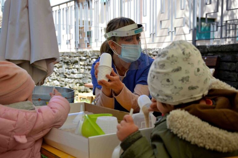 Gli asili nido comunali riaperti per 102 bambini, con tutto il personale munito di Green Pass Covid-19
