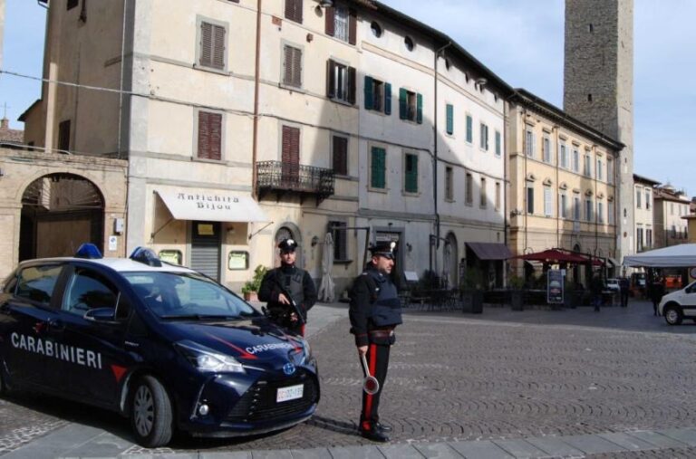 Città di Castello: Prevenzione delle truffe, partecipato incontro tra Carabinieri e cittadini