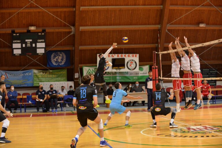 Pallavolo serie B/M: ErmGroup San Giustino, buona la prima, ma quanta fatica