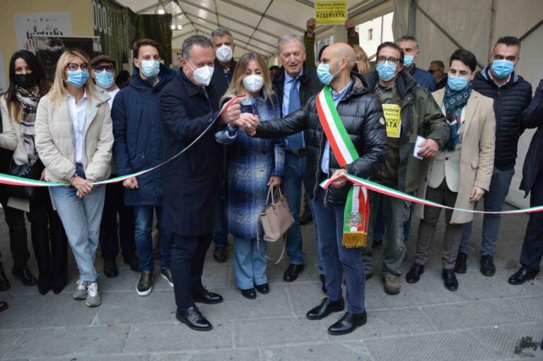 Inaugurata questa mattina la Mostra Mercato Nazionale del Tartufo Bianco di Città di Castello: eccellenze in mostra nel centro storico tifernate da oggi a Lunedi 1 Novembre