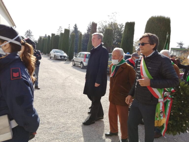 Sansepolcro:Corone d’alloro al Sacrario degli Slavi