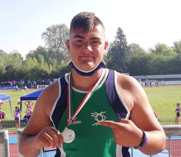 Campionati italiani under 16 che si sono svolti a Parma. Argento per Mattia Pasquetti nel lancio del peso