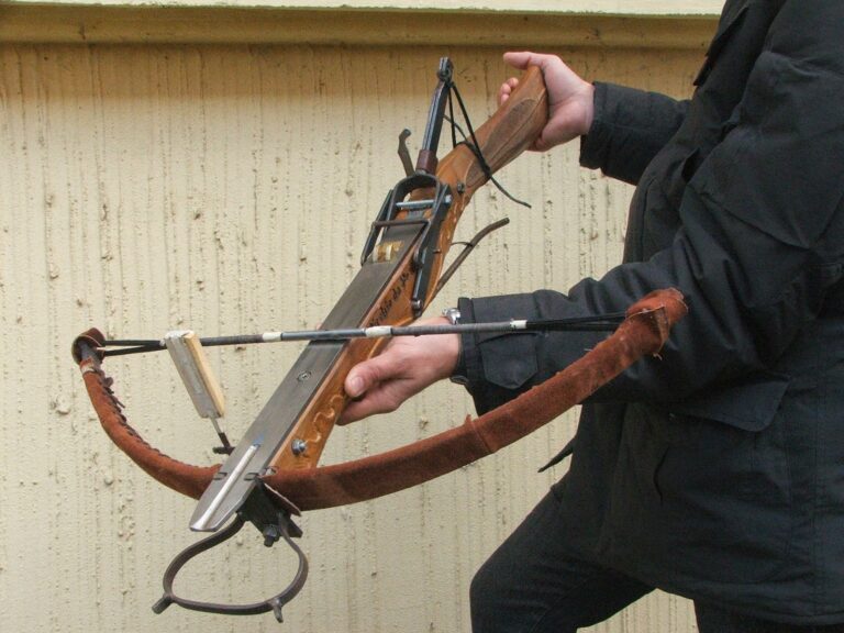 A Citta’ di castello la finalissima del campionato italiano di balestra storica La competizione si terra’ domenica 31 ottobre. Attesi tiratori da Genova, Bagni di Lucca, Casette di Siena, Orvieto