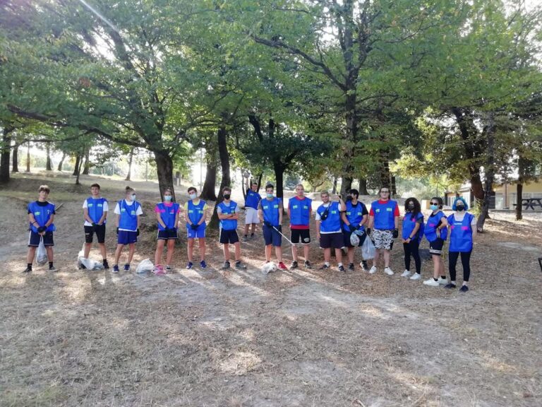 San Giustino: Consegnati gli attestati del progetto “Lavori estivi guidati per ragazze e ragazzi”.  Promossi a pieni voti 15 giovani che si sono presi cura del territorio