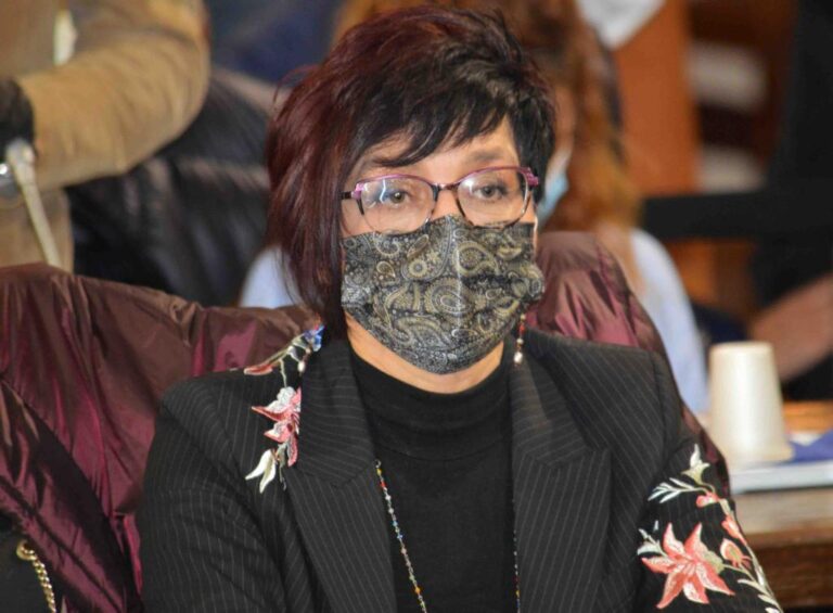 Interrogazione capogruppo consiliare Castello Cambia, Emanuela Arcaleni sul Sistema di Raccolta e smaltimento rifiuti presso i Cimiteri Comunali