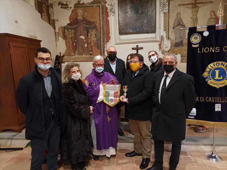 Il Lions Club Città di Castello Tiferno restaura un calice della Parrocchia S. Cuore di Pistrino.