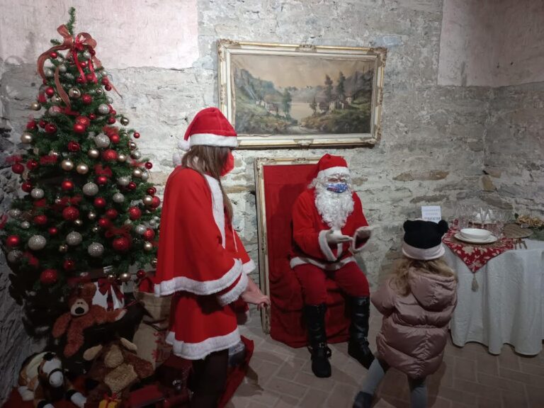 Umbertide: grande successo per “Il Villaggio di Babbo Natale” alla Rocca: 800 gli ingressi. Sabato 11 dicembre si replica