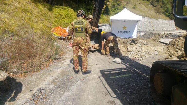 Operazioni di trasferimento e brillamento di una bomba d’aereo, residuato bellico, rinvenuta in zona sottostante la E 45 nel Comune di San Giustino