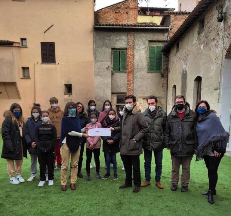 Consegnati i proventi della raccolta fondi “mercatini dì Natale del Rotaract” in favore dell’ oratorio san Giovanni Bosco