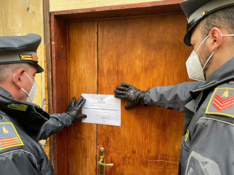 Guardia di Finanza sequestra di denaro e di beni immobili per un valore di 760.000 euro per reati fiscali