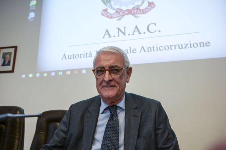 Quarta giornata della Trasparenza. in Biblioteca Francesco Merloni presenta il volume “Etica per le istituzioni”