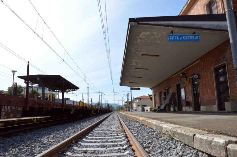 Stazione ferroviaria – Incontro in comune lunedi 21 Febbraio con i responsabili di Busitalia e Rete Ferroviaria alla presenza del sindaco Luca Secondi e dell’assessore alla Polizia Municipale, trasporti e viabilità, Rodolfo Braccalenti