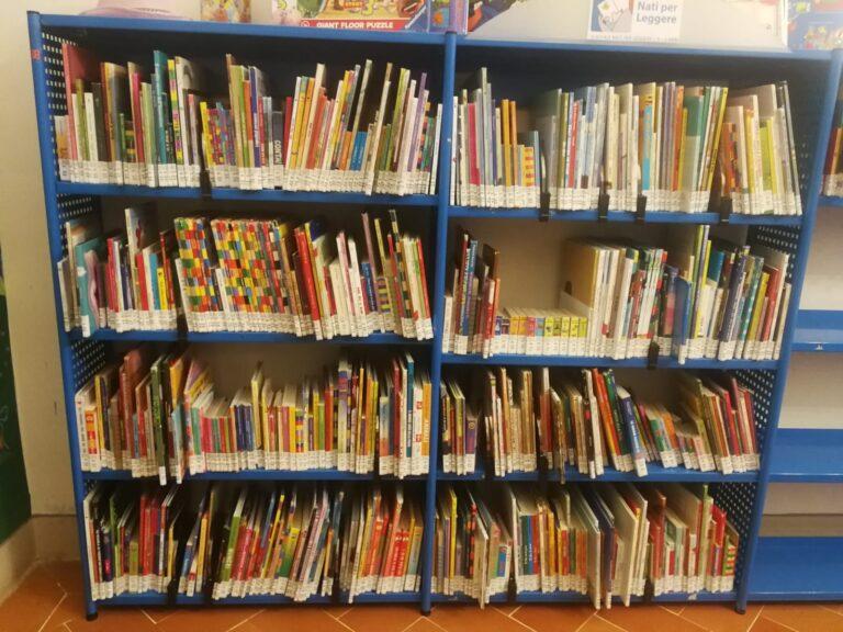 In dono il kit del “piccolo lettore” ai nati nel 2022 
