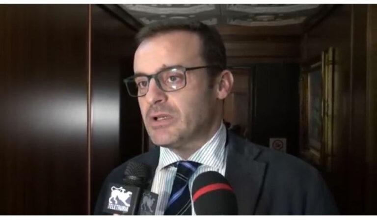 Fratelli d’Italia Arezzo Bracciali pensi alle inchieste giudiziarie del PD che riguardano i rifiuti tossici in Toscana, invece di dire bufale.