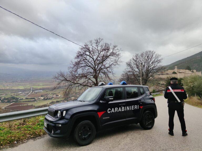 Presunto indebito utilizzo e falsificazione di carta di credito. Scatta la denuncia per un ventenne