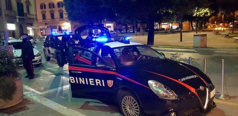 Serata di controlli nei centri di Arezzo e Subbiano, denunciate sette persone, due delle quali per possesso di sostanze stupefacenti