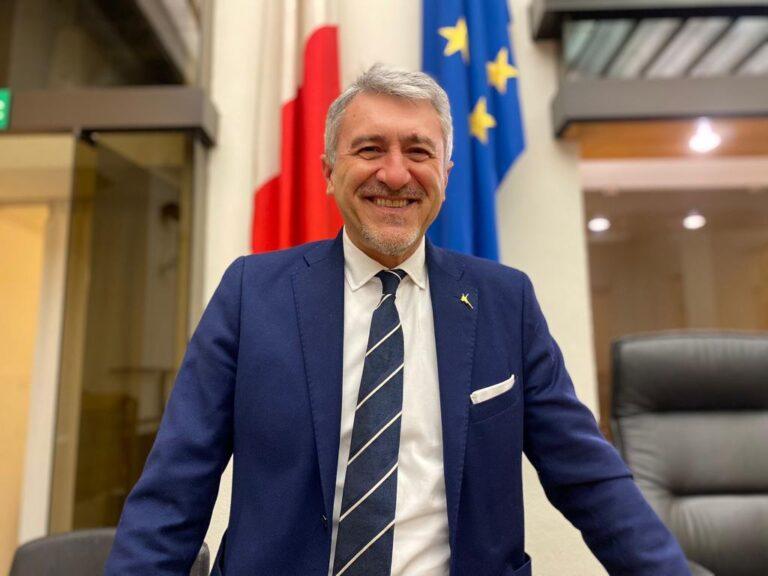 Problematica parcheggi in via Donino Donini: interrogazione del consigliere Valerio Mancini (Lega)