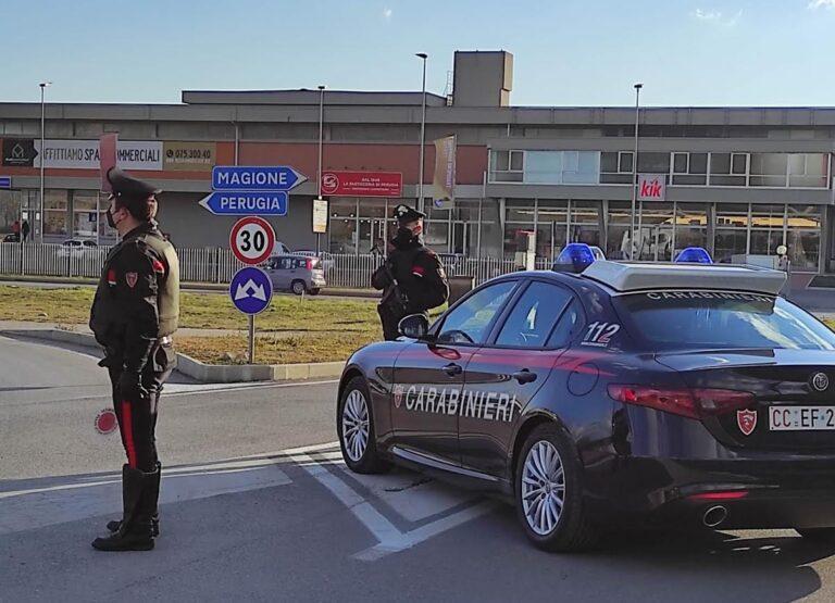 “Controlli in materia di reddito di cittadinanza: Carabinieri denunciano un presunto illecito.”￼