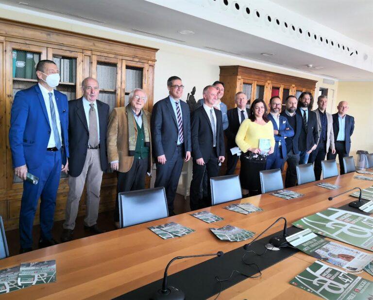 Presentata in conferenza stampa la 47ª mostra mercato dell’artigianato. Pochi giorni al via dell’evento che si svolgerà ad Anghiari dal 22 aprile al 1° maggio