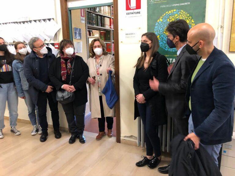Lo scorso sabato la cerimonia di intitolazione dell’Aula Magna al Preside Prof. Sergio Polenzani e della Biblioteca al Prof. Franco Nestri