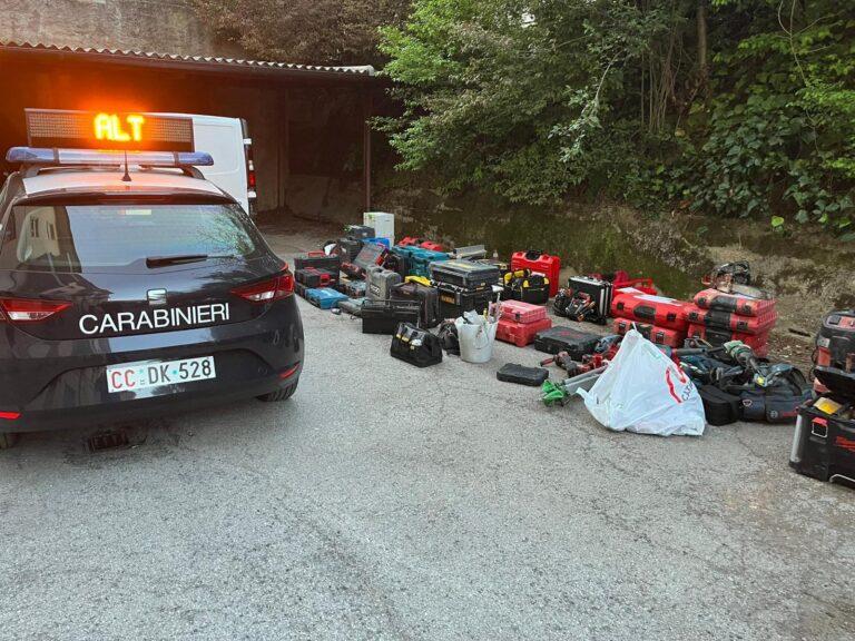 Ricettazione in concorso, scatta la denuncia per due uomini residenti fuori Regione