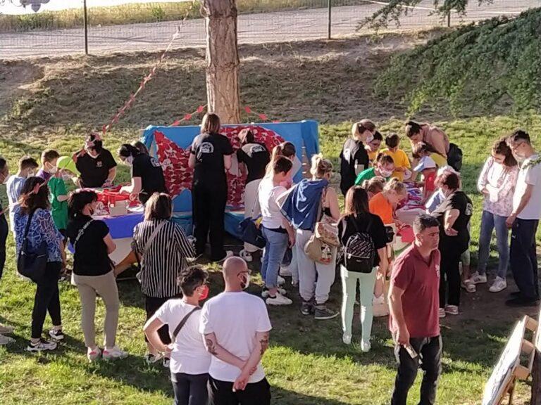 Scuola senza zaino di Pierantonio, primo open day riuscito alla perfezione all’insegna della giustizia sociale e della pace