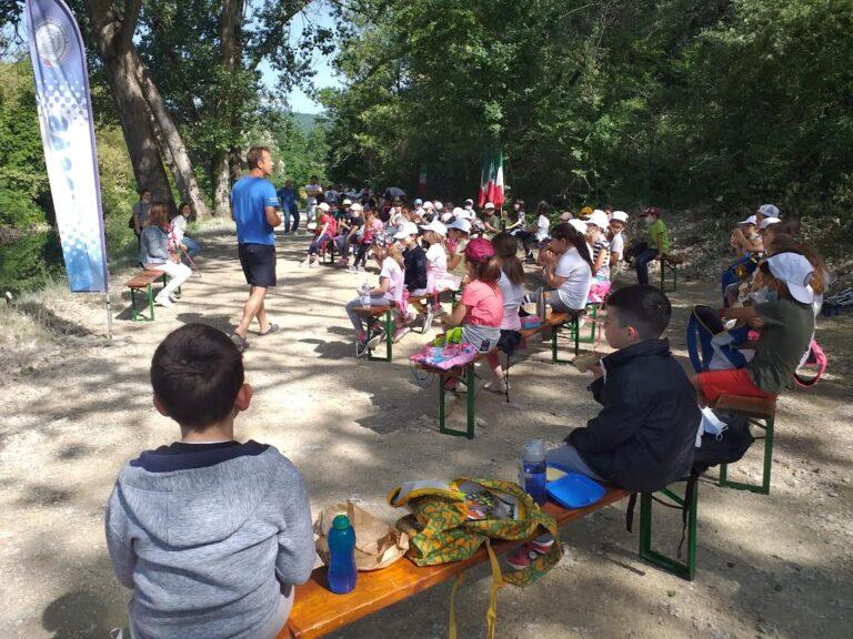 Lungo le sponde del Tevere 320 bambini e 40 over 65 uniti nel nome della pesca e delle buone pratiche di vita